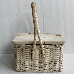 Vintage Hong Kong white distressed small basket